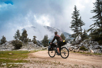 Bikepacking leicht gemacht: Das beste Handtuch für deine Fahrradreise - woodsandwaves.co