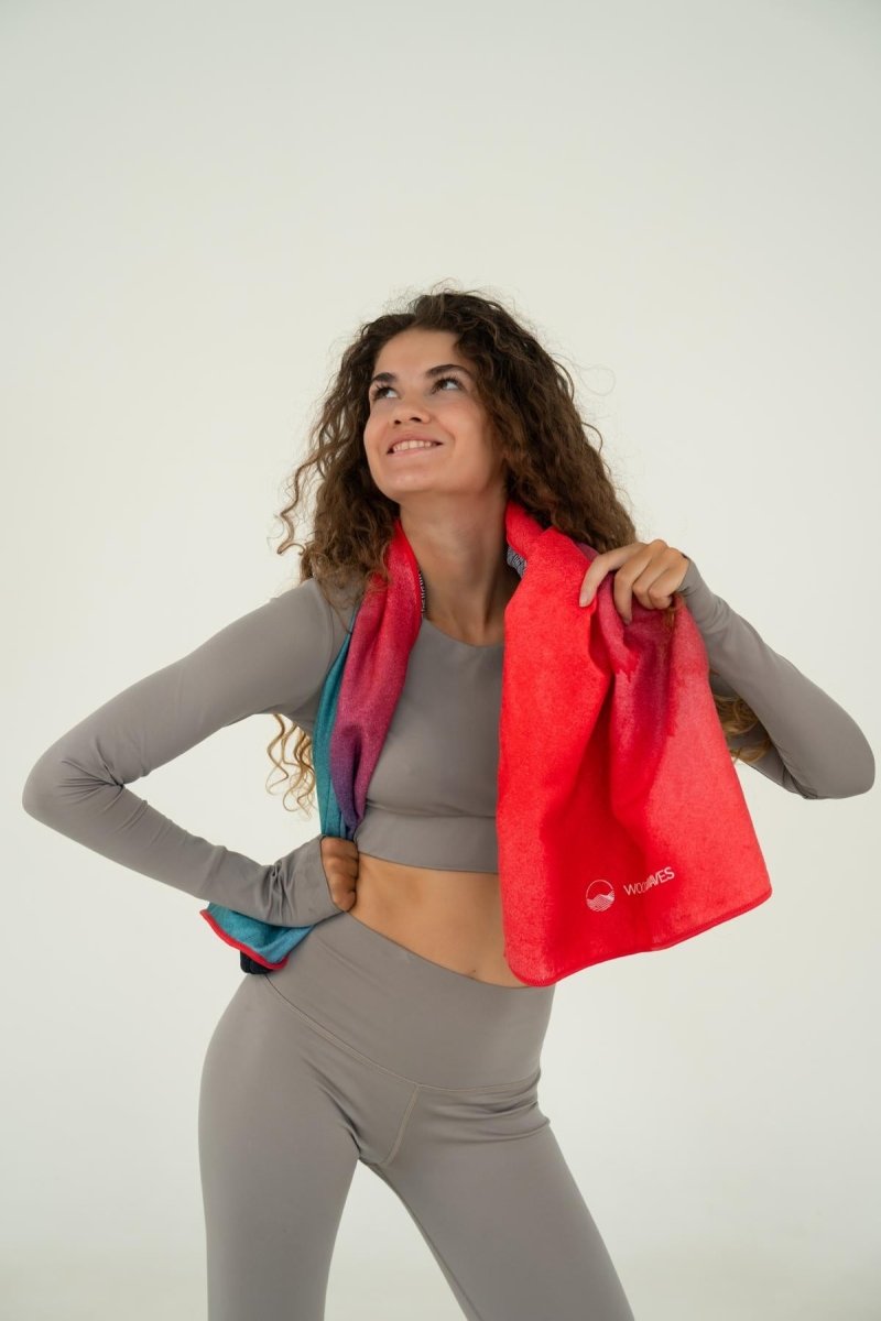 Active Flow - Sporthandtuch mit Magnet & Zipper - Tasche - woodsandwaves.co