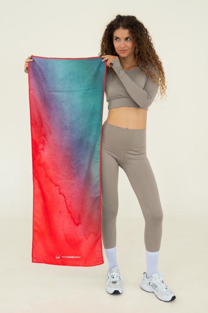 Active Flow - Sporthandtuch mit Magnet & Zipper - Tasche - woodsandwaves.co