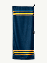 Calm Cruise - Sporthandtuch mit Magnet & Zipper - Tasche - woodsandwaves.co