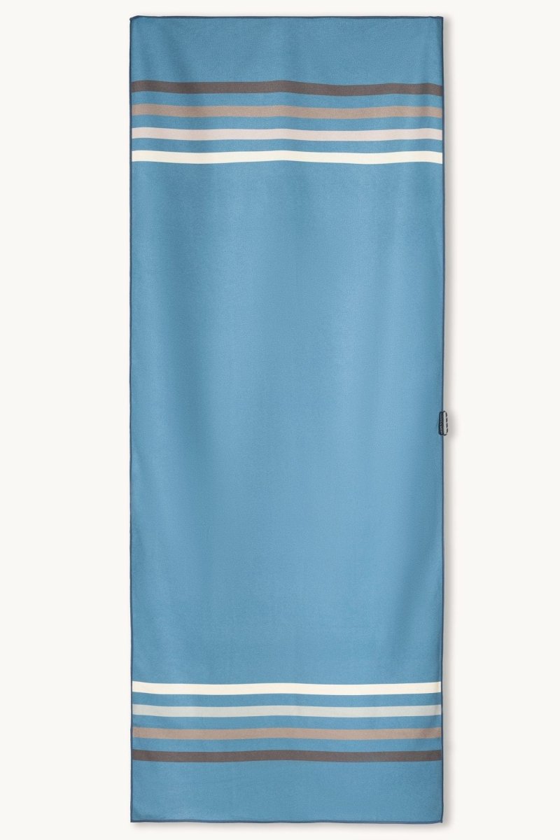 Calm Escape - Saunatuch aus Premium Mikrofaser (200 x 80 cm) - woodsandwaves.co