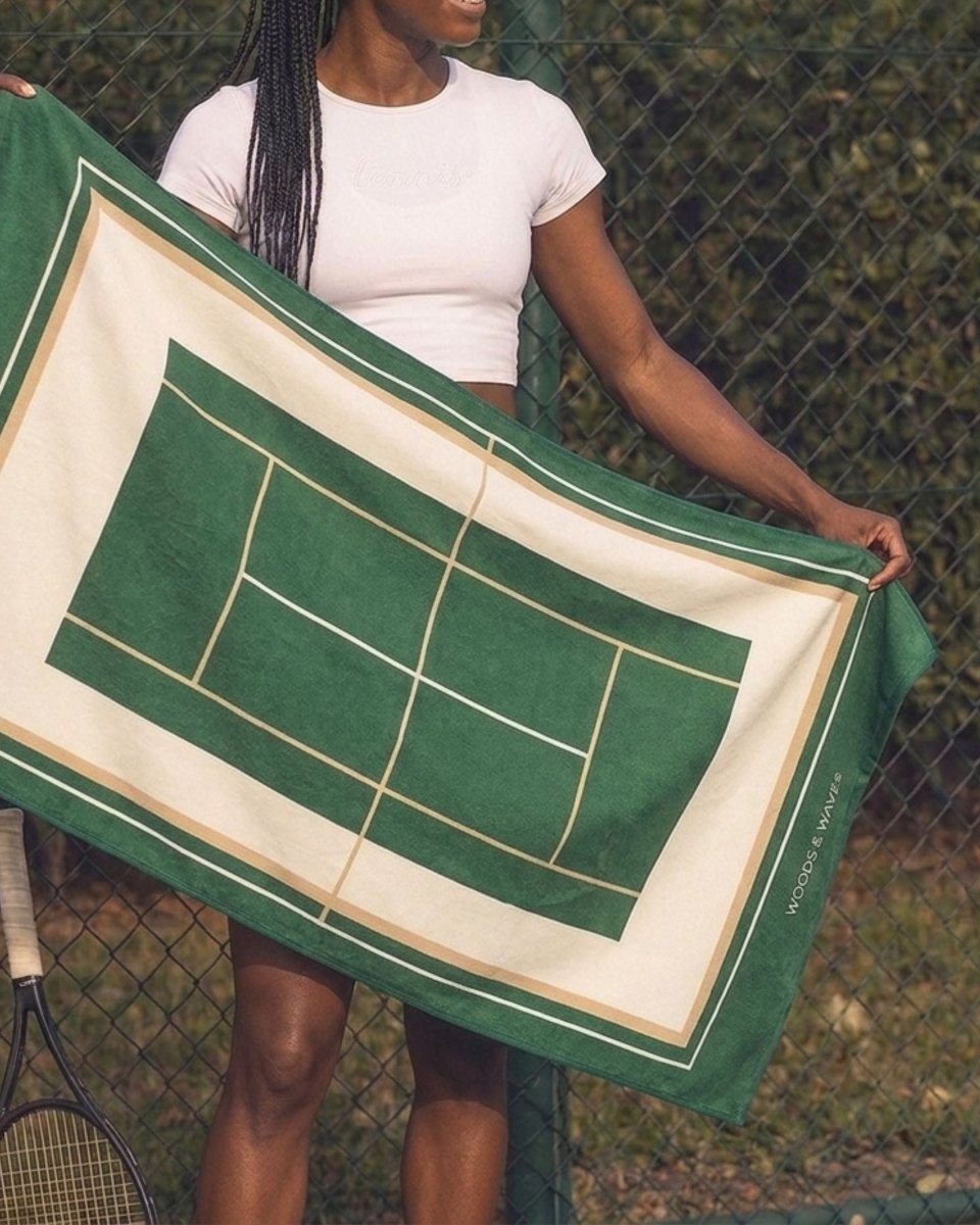 Grand Court – Handtuch für Tennis & Padel | LiteLayerPro Mikrofaser - woodsandwaves.co
