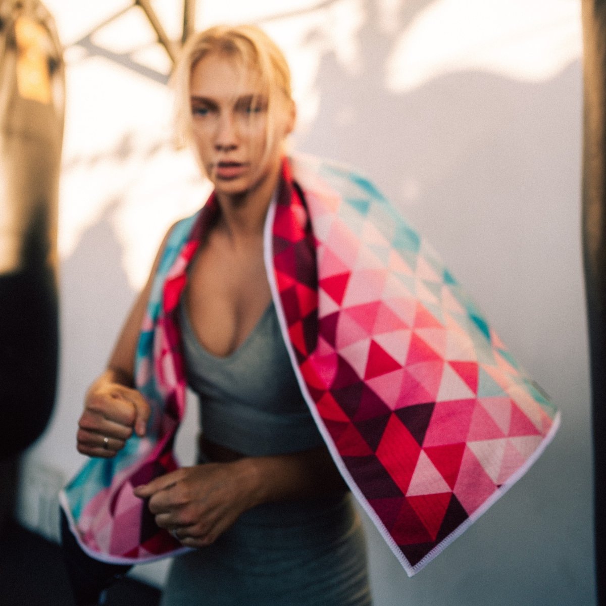 Kaleidoscope - Sporthandtuch mit Magnet & Zipper - Tasche - woodsandwaves.co