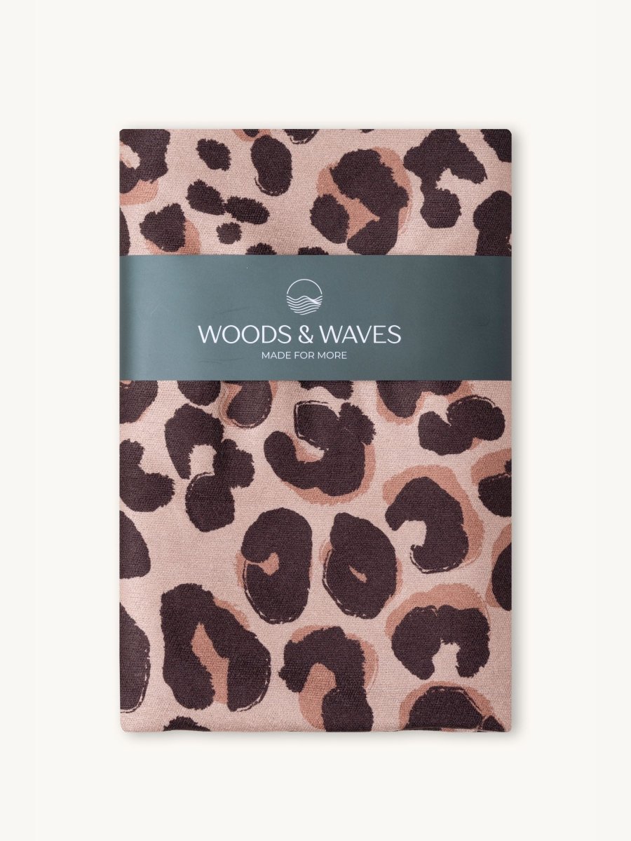Leo Swim - Stranddecke XXL - leicht, kompakt & sandabweisend - woodsandwaves.co