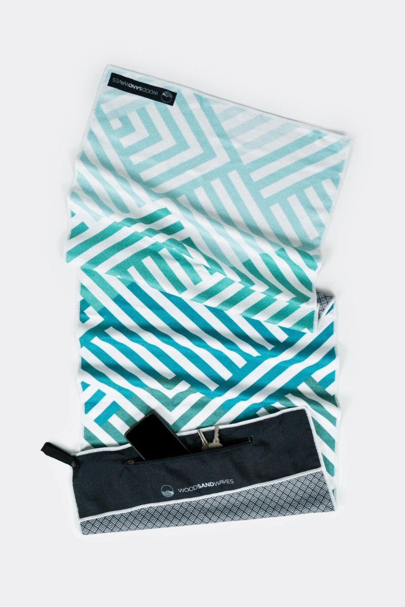 Mint Relaxation - Sporthandtuch mit Magnet & Zipper - Tasche - woodsandwaves.co