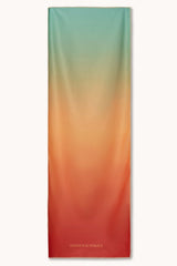 Morning Glow - Rutschfestes Yoga-Handtuch mit Silikon-Noppen - woodsandwaves.co