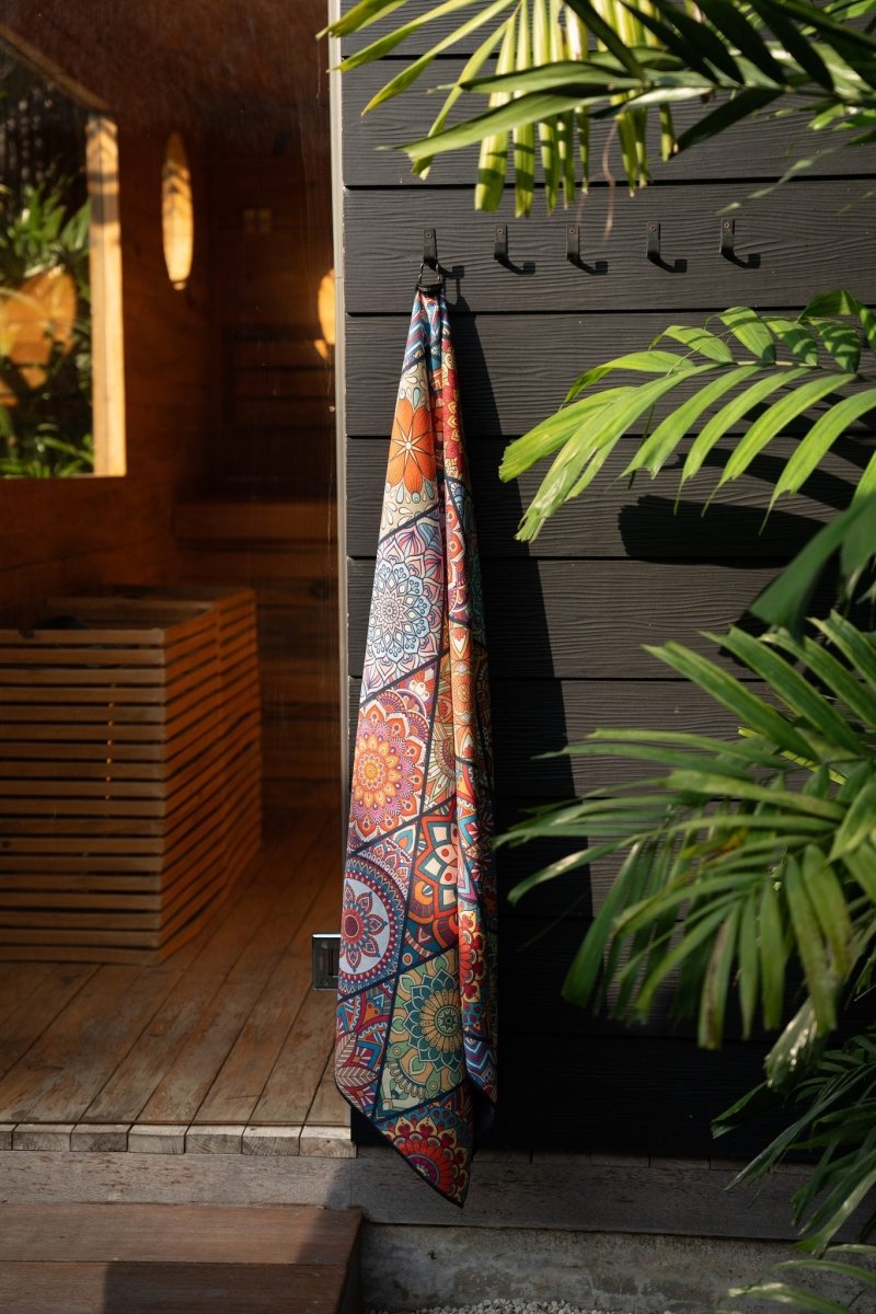Mosaics - Saunatuch aus Premium Mikrofaser (200 x 80 cm) - woodsandwaves.co