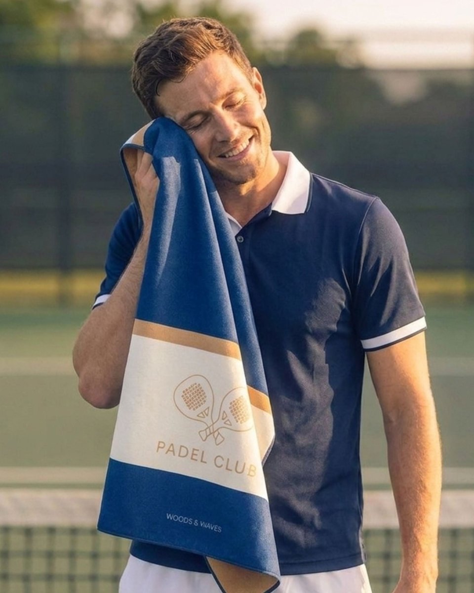 Padel Club – Handtuch für Tennis & Padel | LiteLayerPro Mikrofaser - woodsandwaves.co