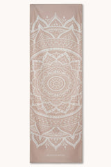 Serenity - Rutschfestes Yoga-Handtuch mit Silikon-Noppen - woodsandwaves.co