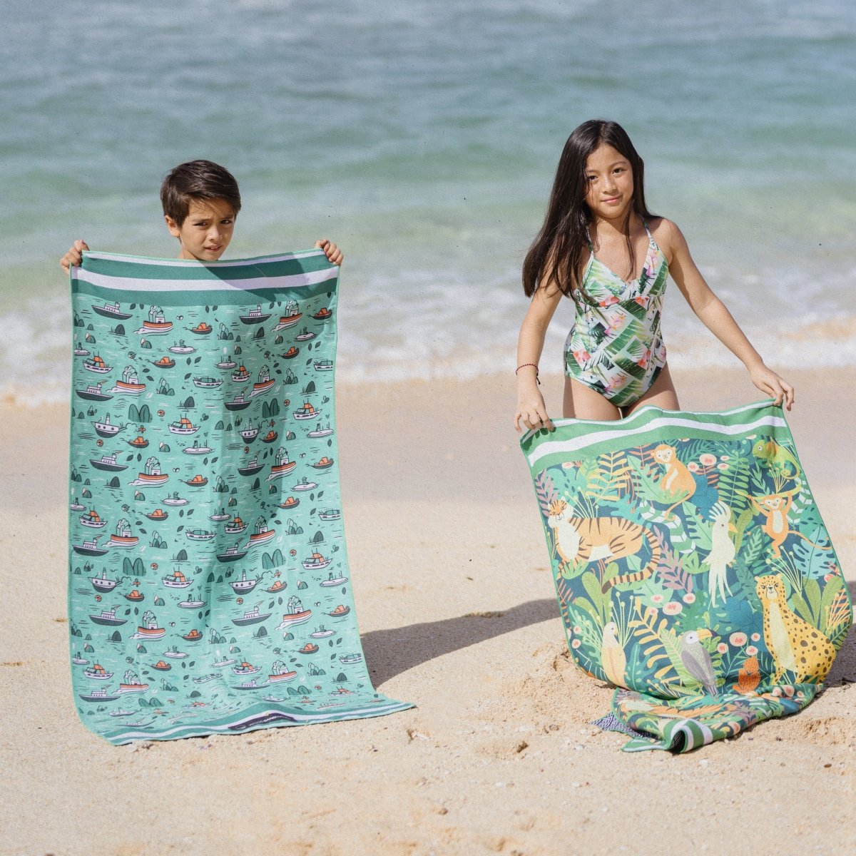 Ship Ahoy - Strandtuch für Kinder - schadstofffrei & sanft zur Haut - woodsandwaves.co