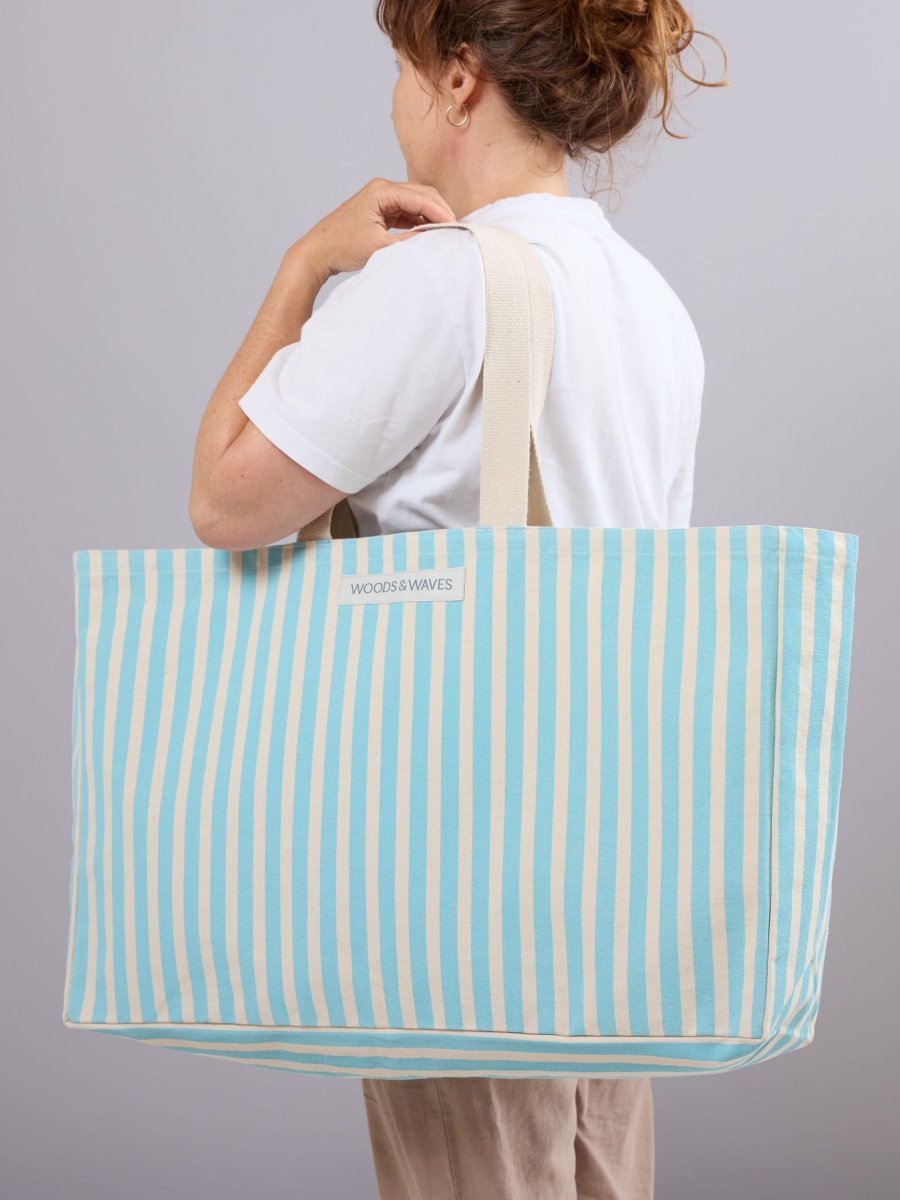 Strandtasche "Ocean Lines" XL – extra geräumig, robust & nachhaltig - woodsandwaves.co