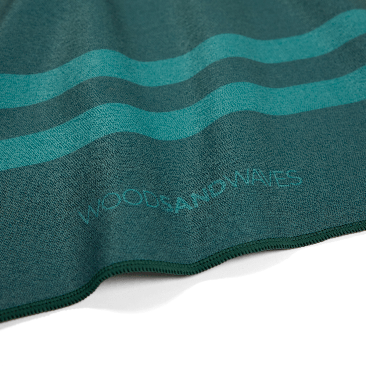 Stripes Teal - Duschhandtuch aus Premium Mikrofaser - angenehm auf der Haut - woodsandwaves.co