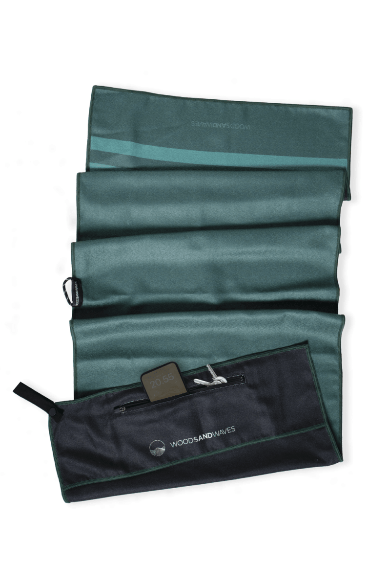 Stripes Teal - Sporthandtuch mit Magnet & Zipper - Tasche - woodsandwaves.co