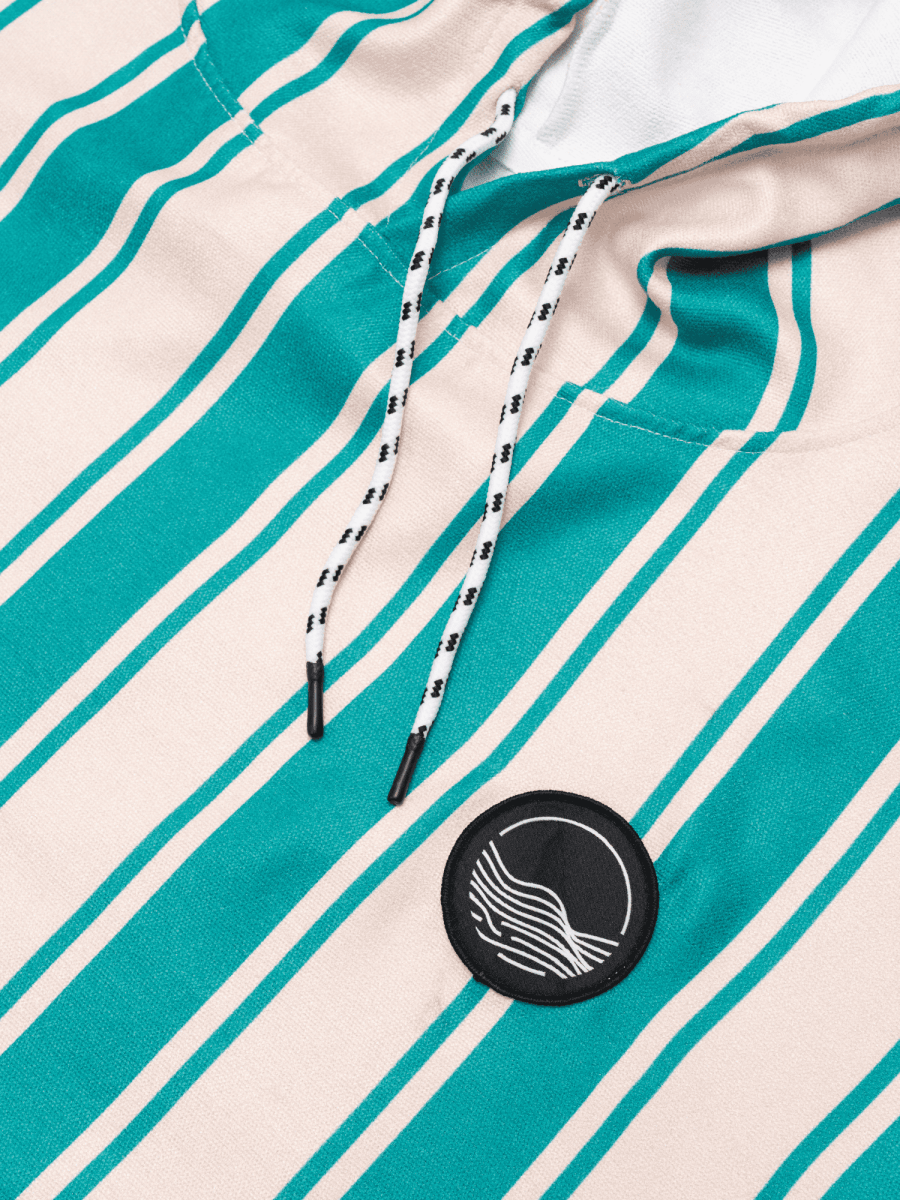 Surf - Poncho - für Frauen & Männer - aus schnelltrocknender und leichter Mikrofaser - Ocean Cabana - woodsandwaves.co