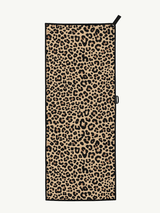 Wild Workout - Sporthandtuch mit Magnet & Zipper - Tasche - woodsandwaves.co