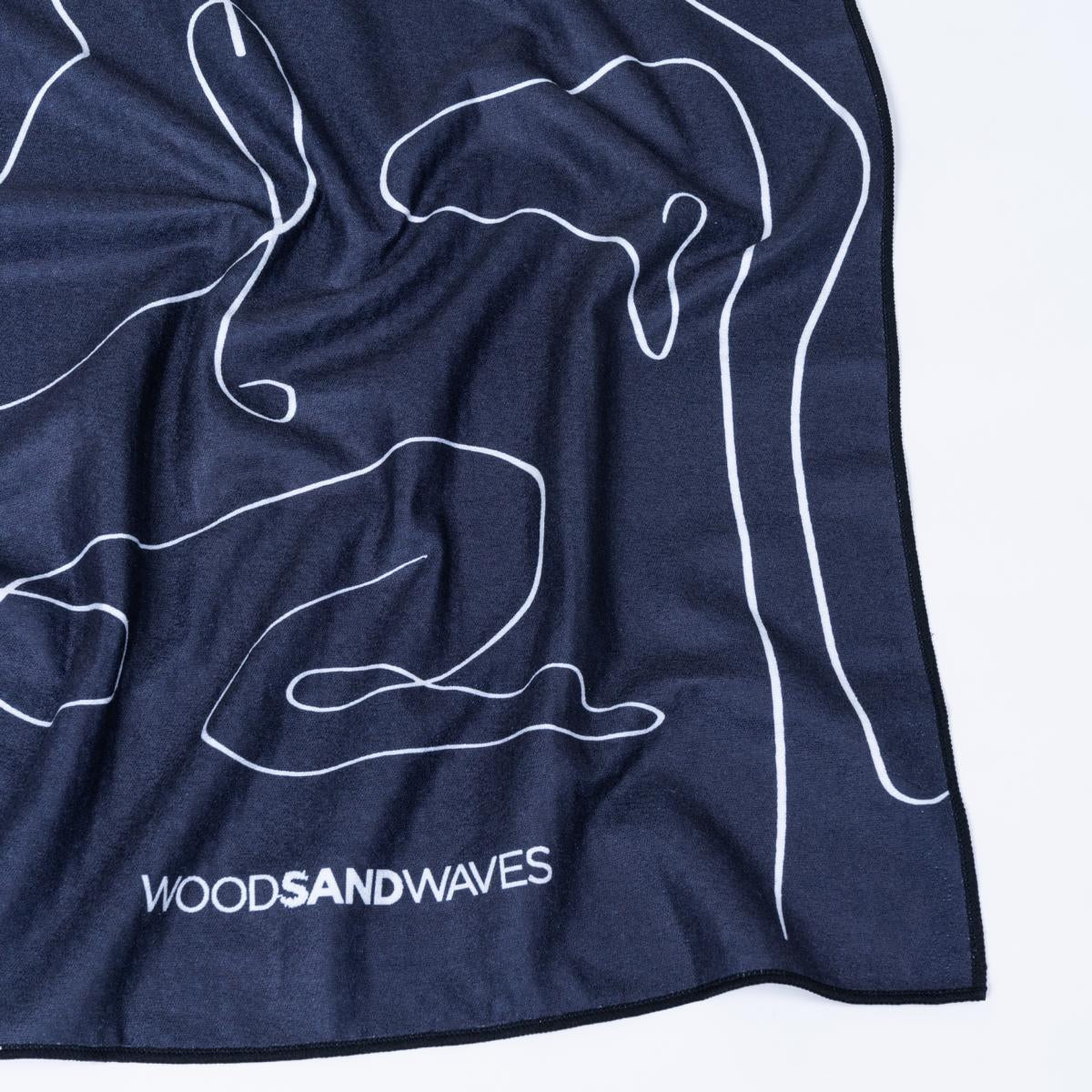 Zen Lines - Rutschfestes Yoga - Handtuch mit Silikon - Noppen - woodsandwaves.co