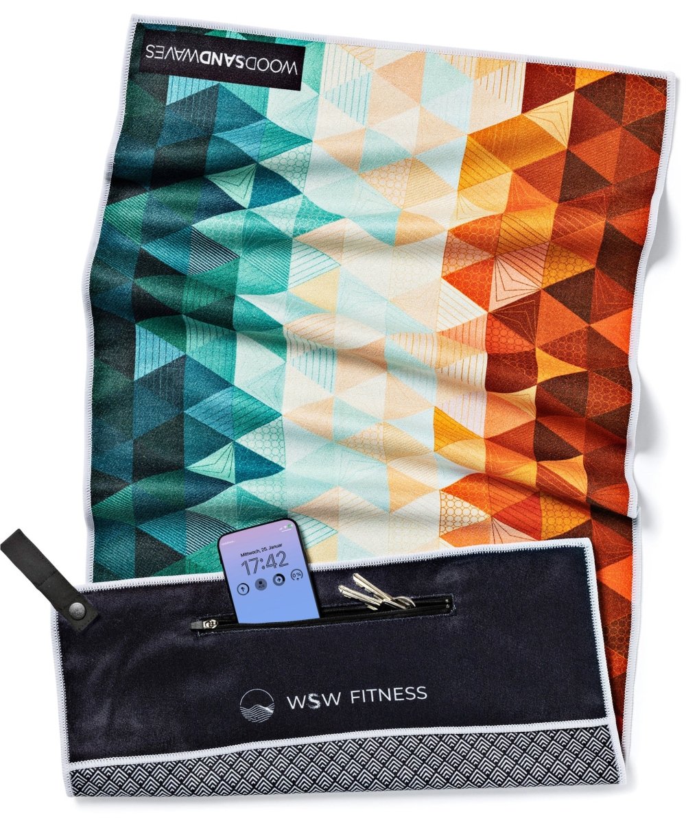 Kaleidoscope Orange - Sporthandtuch mit Magnet & Zipper - Tasche - woodsandwaves.co